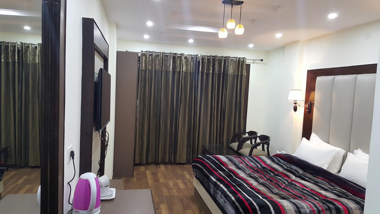 Hotel Kayanat 댈하우지 외부 사진